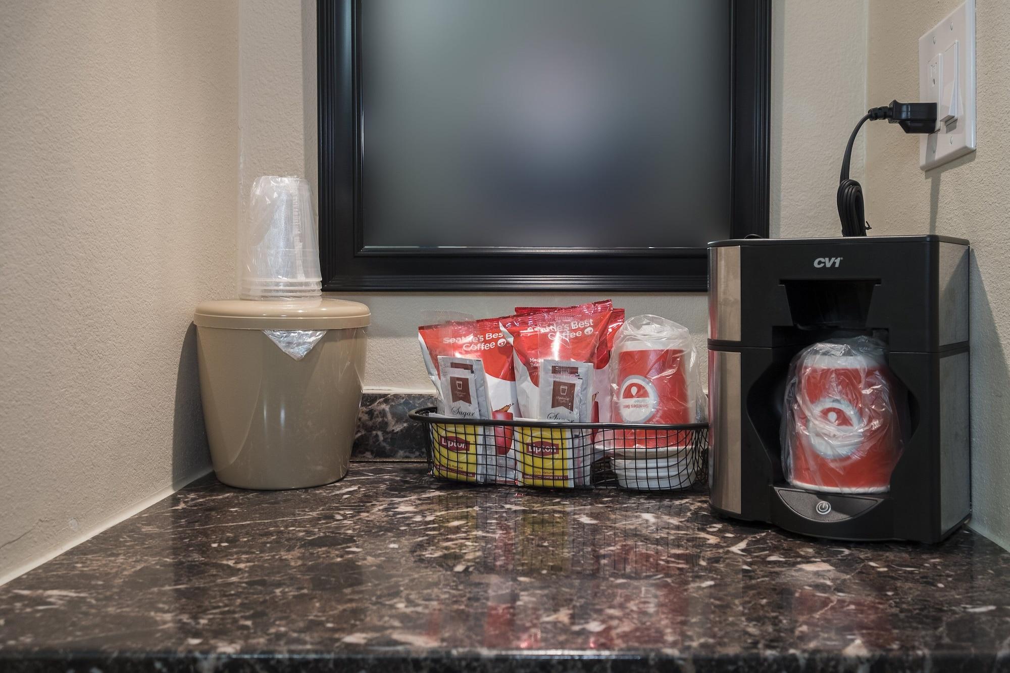 Red Roof Inn Plus+ Poughkeepsie Kültér fotó